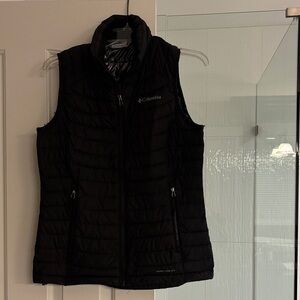 Columbia Black Quilted Vest
